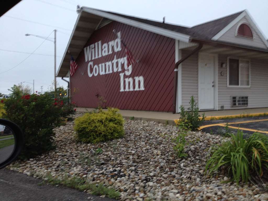 威拉德乡村壁炉套房酒店 Willard 外观 照片
